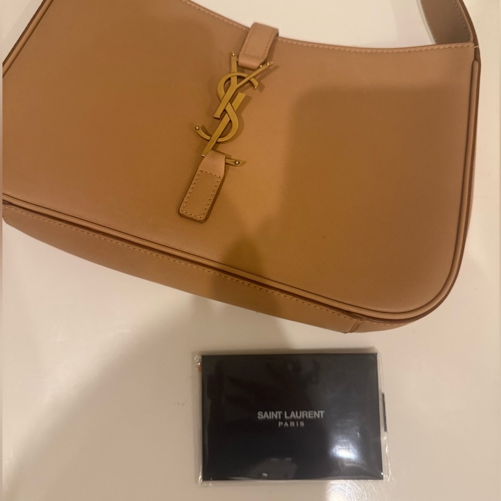 Yves Saint Laurent Beige Leather Shoulder Bag - Picture 3 of 5
